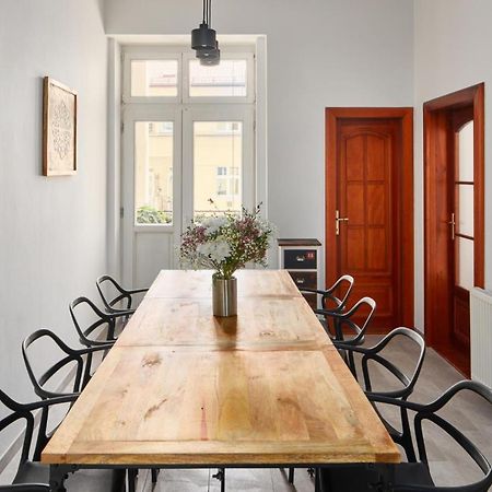Prague Days - Spacious 3Bdr Apartment - Trendy Neighbourhood Buitenkant foto