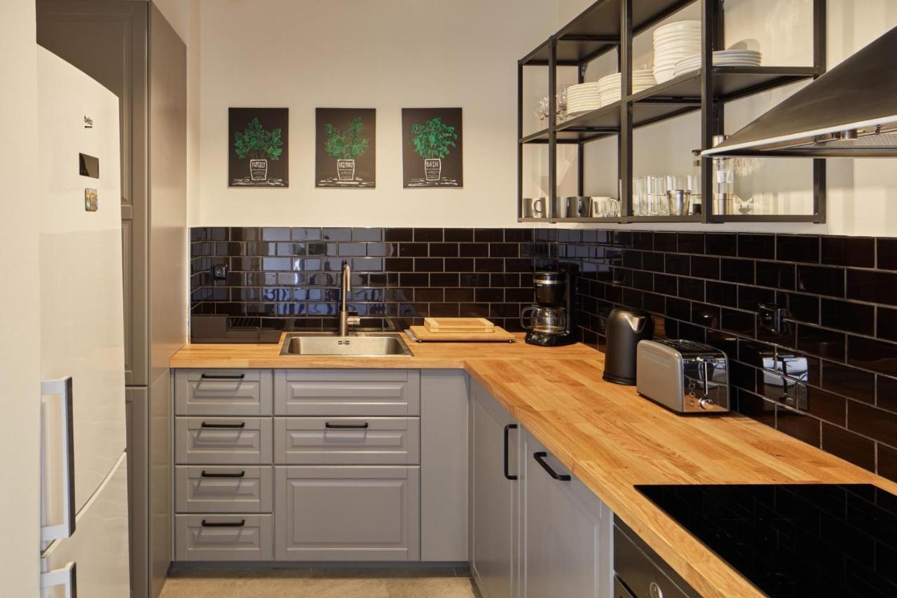 Prague Days - Spacious 3Bdr Apartment - Trendy Neighbourhood Buitenkant foto