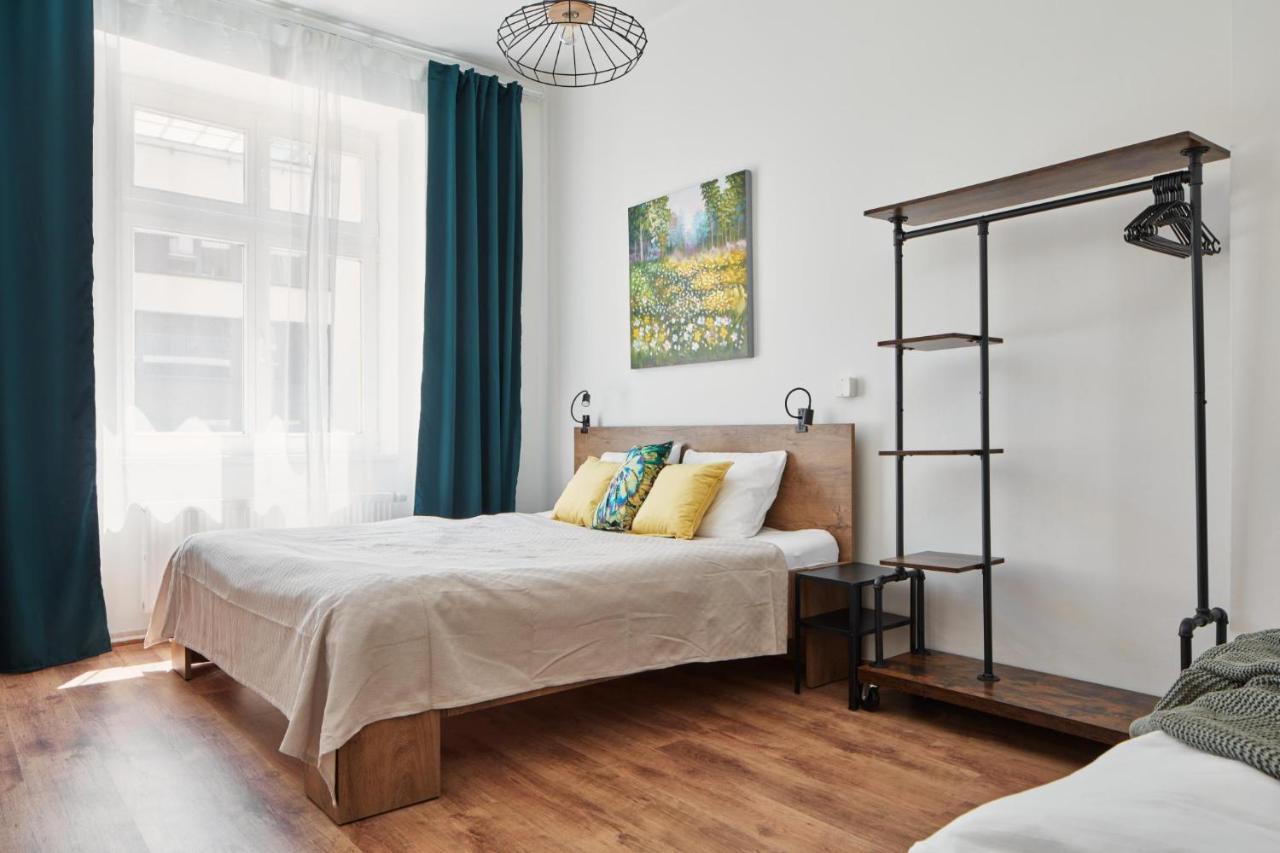 Prague Days - Spacious 3Bdr Apartment - Trendy Neighbourhood Buitenkant foto